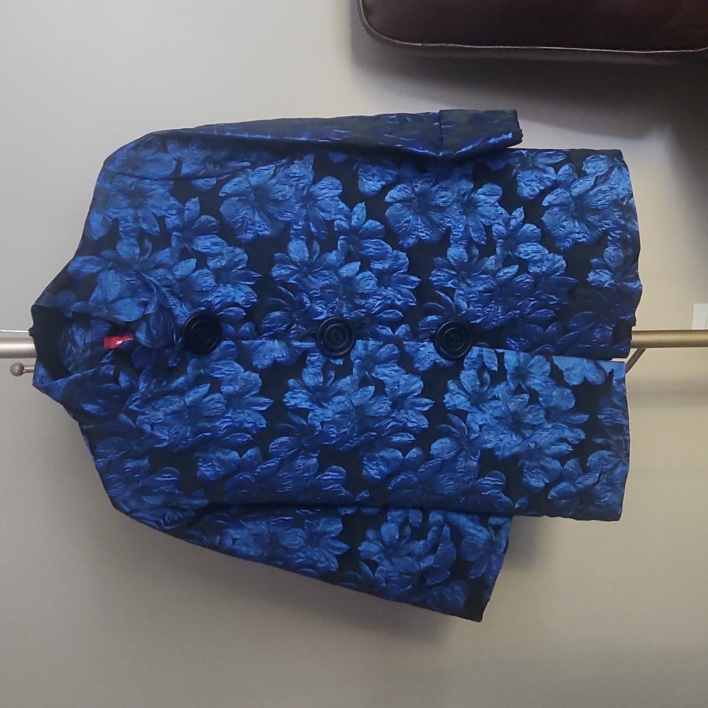 Richly Textured Floral Blue and Black Jacket With Three Large Black Buttons